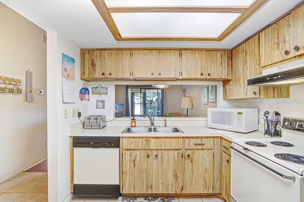 38429 COTTONWOOD PL — photo 4