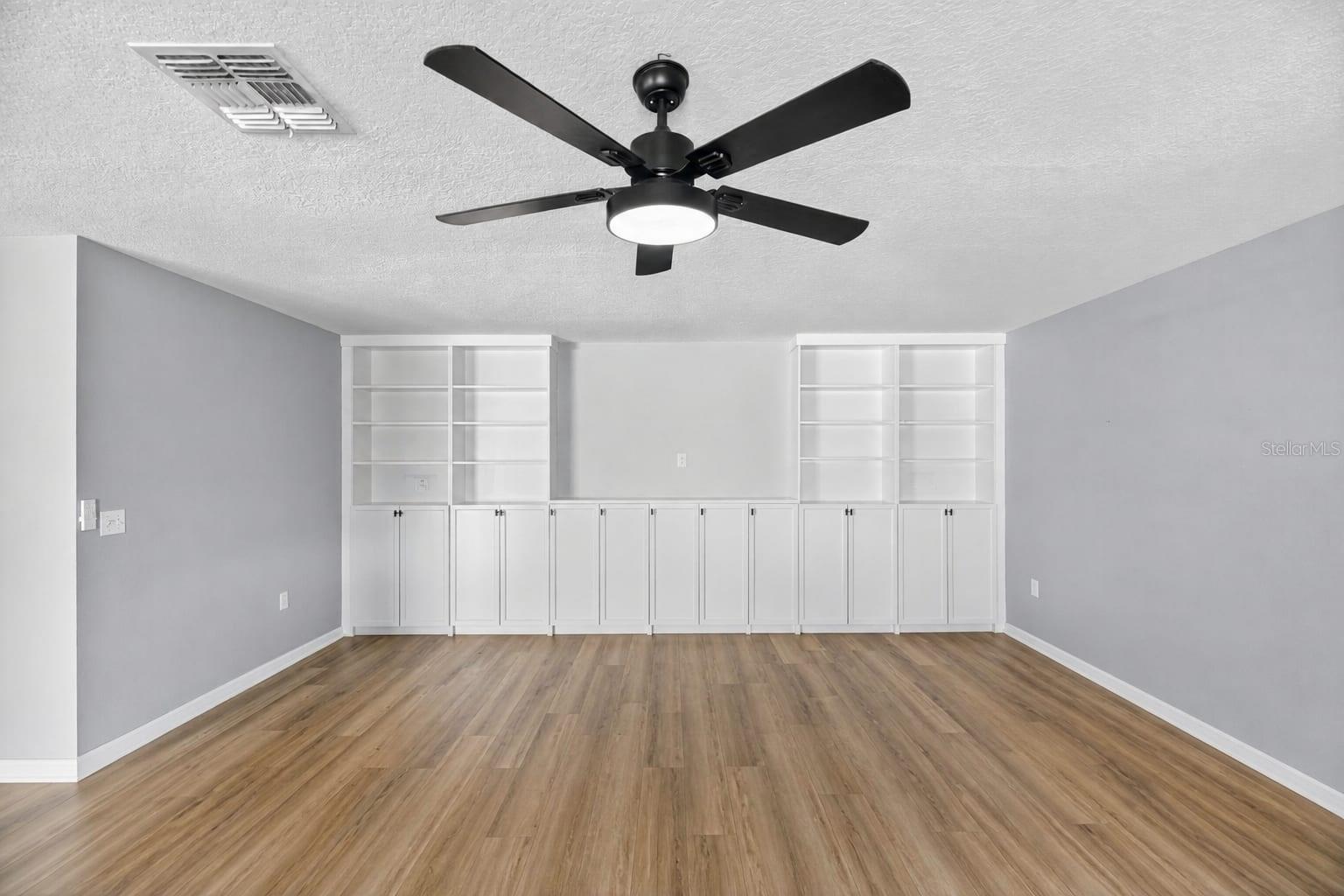 13531 MANGO BAY DR — photo 32