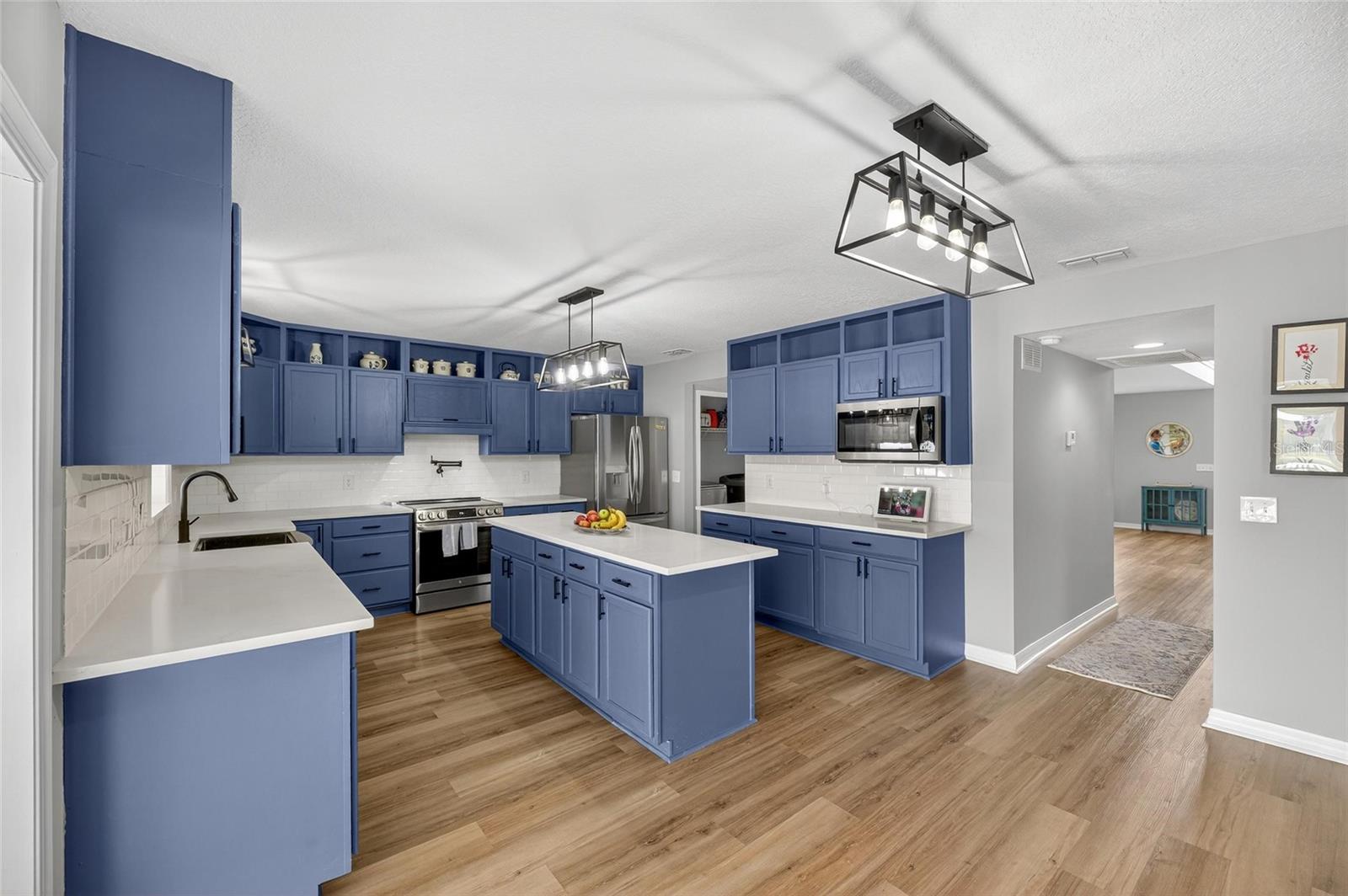 13531 MANGO BAY DR — photo 24