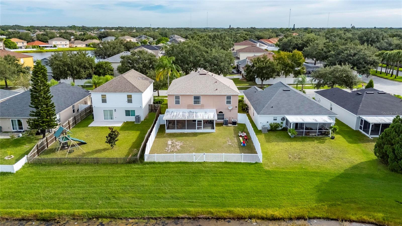 13531 MANGO BAY DR — photo 3