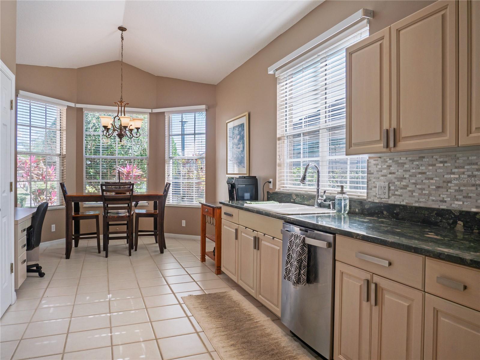 4054 CADDIE DR E — photo 18