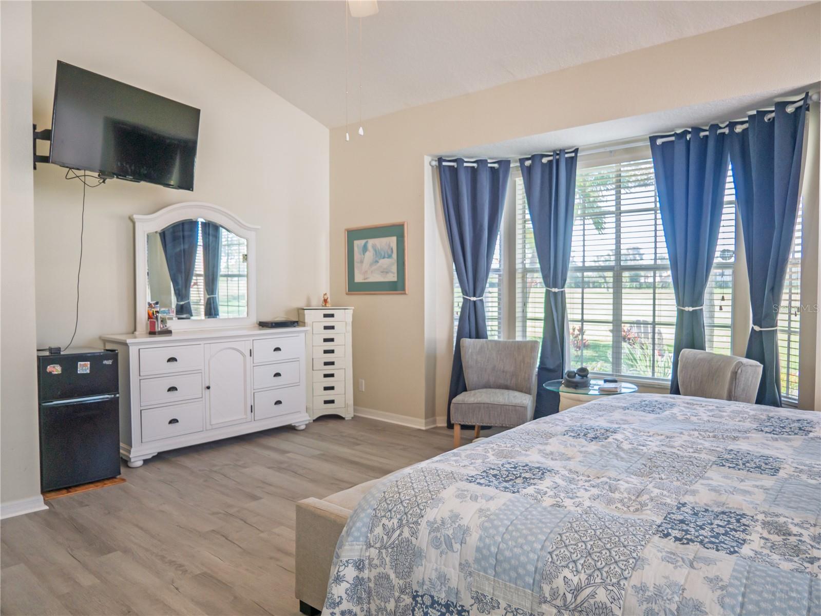 4054 CADDIE DR E — photo 21