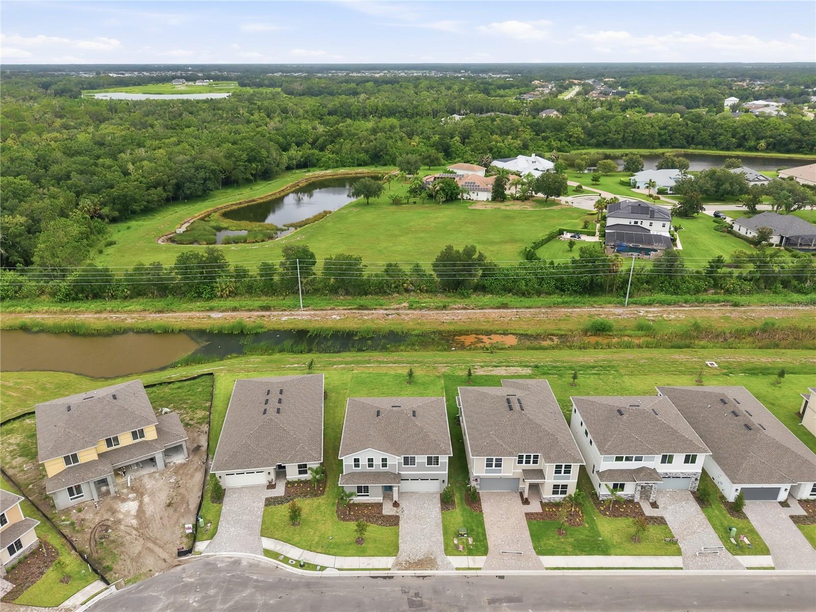 14522 BANKS CT — photo 36