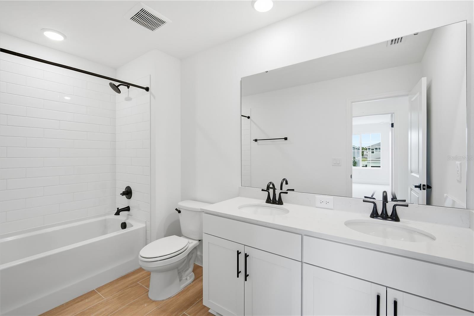 14522 BANKS CT — photo 28