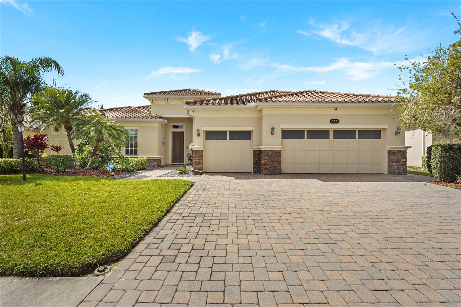 5750 ROCK DOVE DR — photo 3