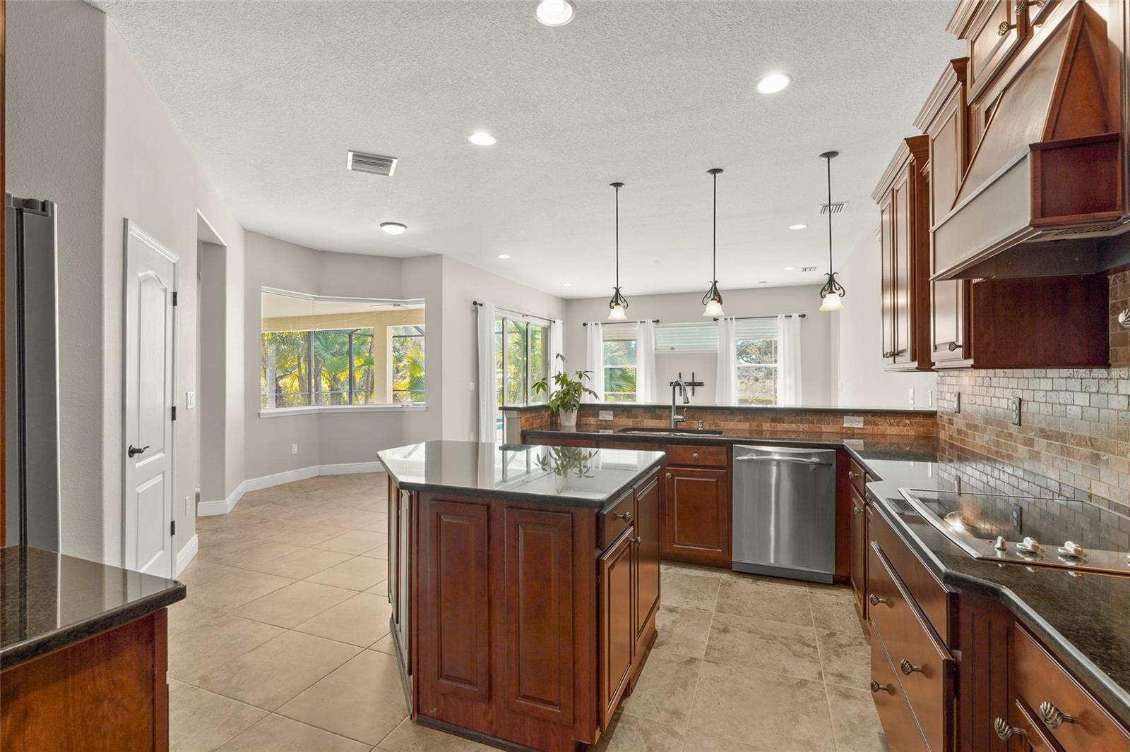 5750 ROCK DOVE DR — photo 17