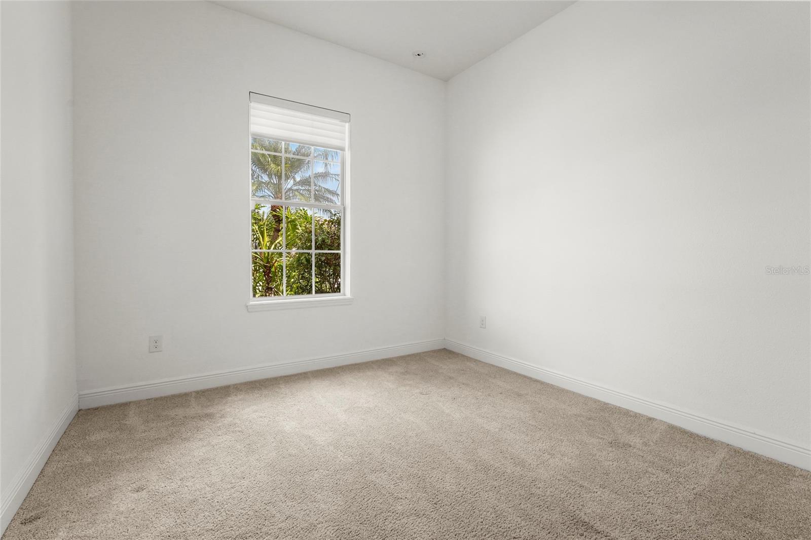 5750 ROCK DOVE DR — photo 46