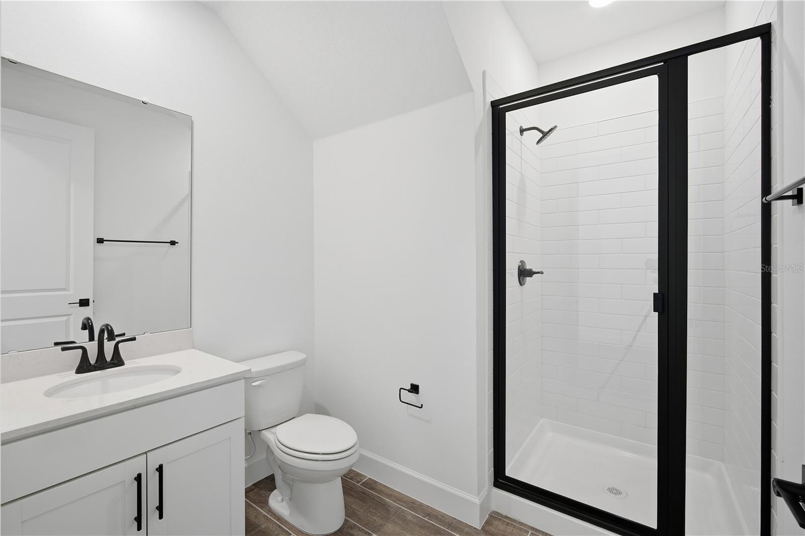 14510 BANKS CT — photo 8
