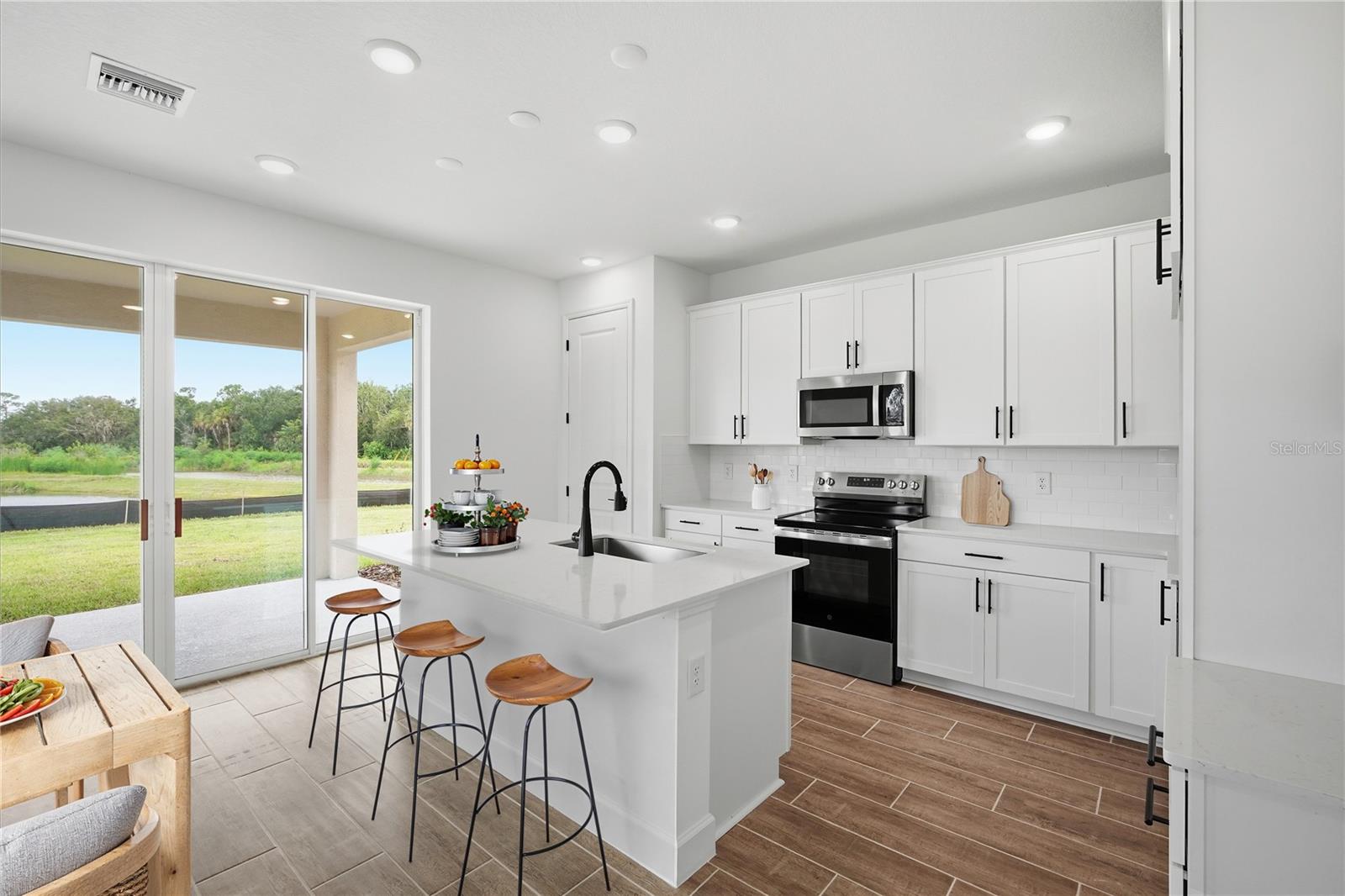 14510 BANKS CT — photo 16