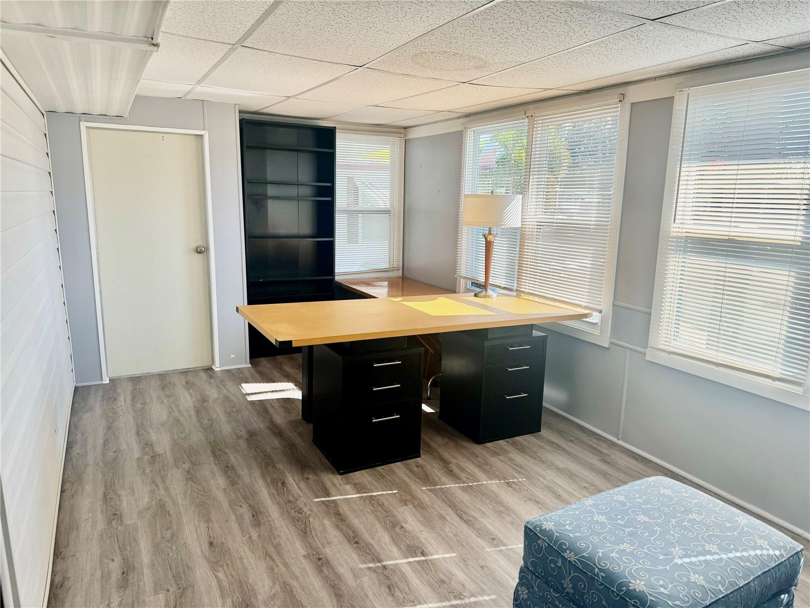 7901 N 40TH AVE N #21 — photo 5