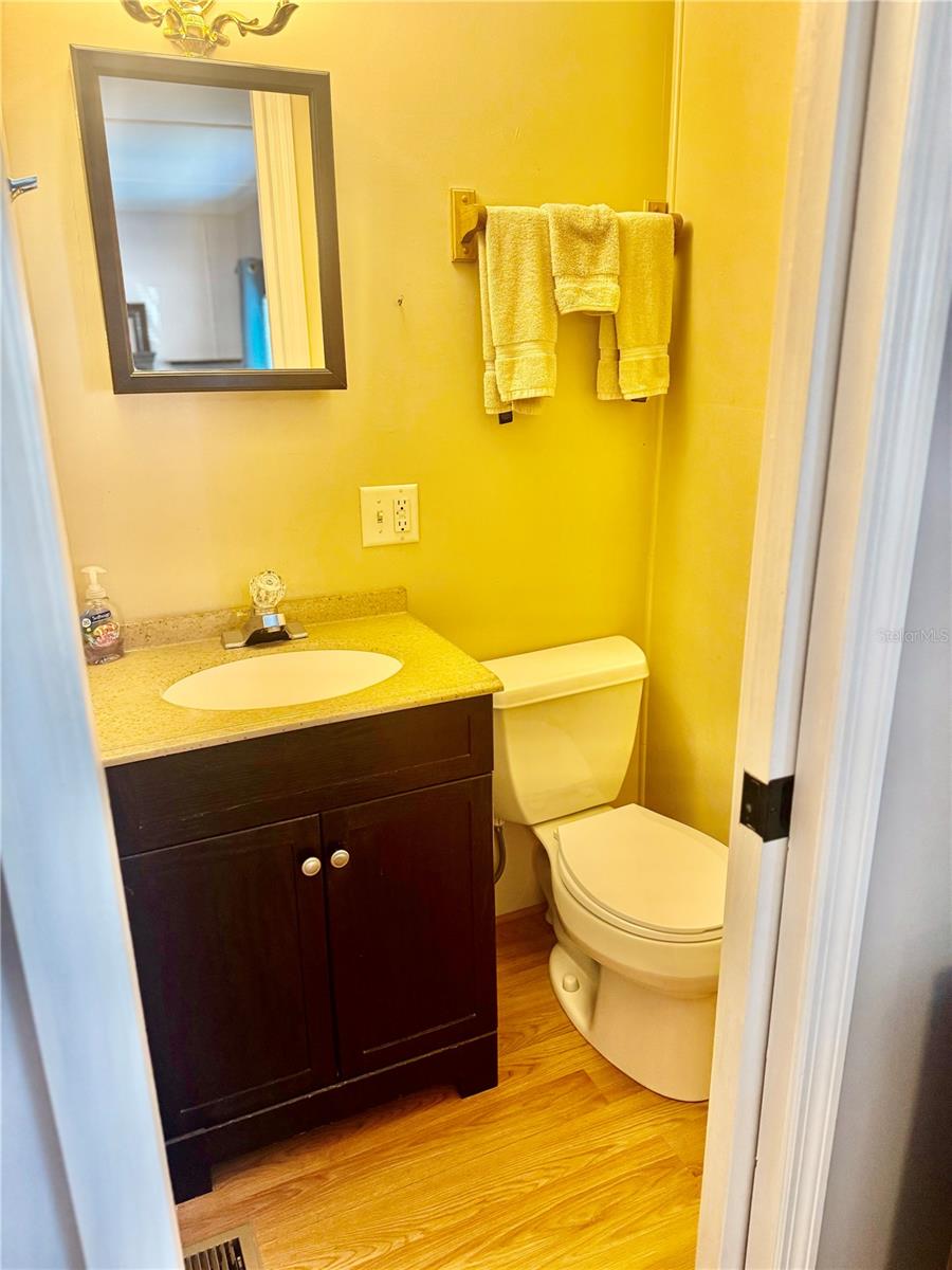 7901 N 40TH AVE N #21 — photo 18