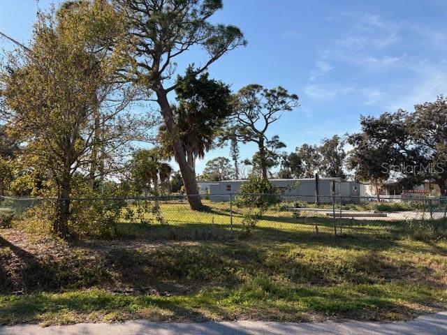 1431 COLONIA LN E — photo 2