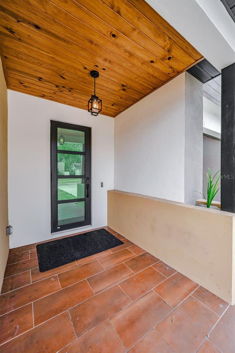 1590 S WASHINGTON AVE — photo 11