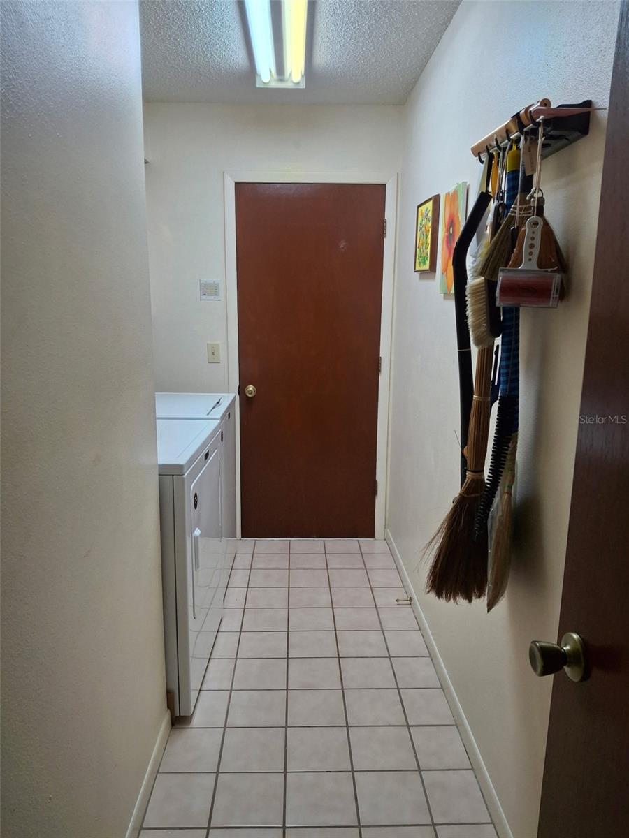 2913 ASTON AVE — photo 30