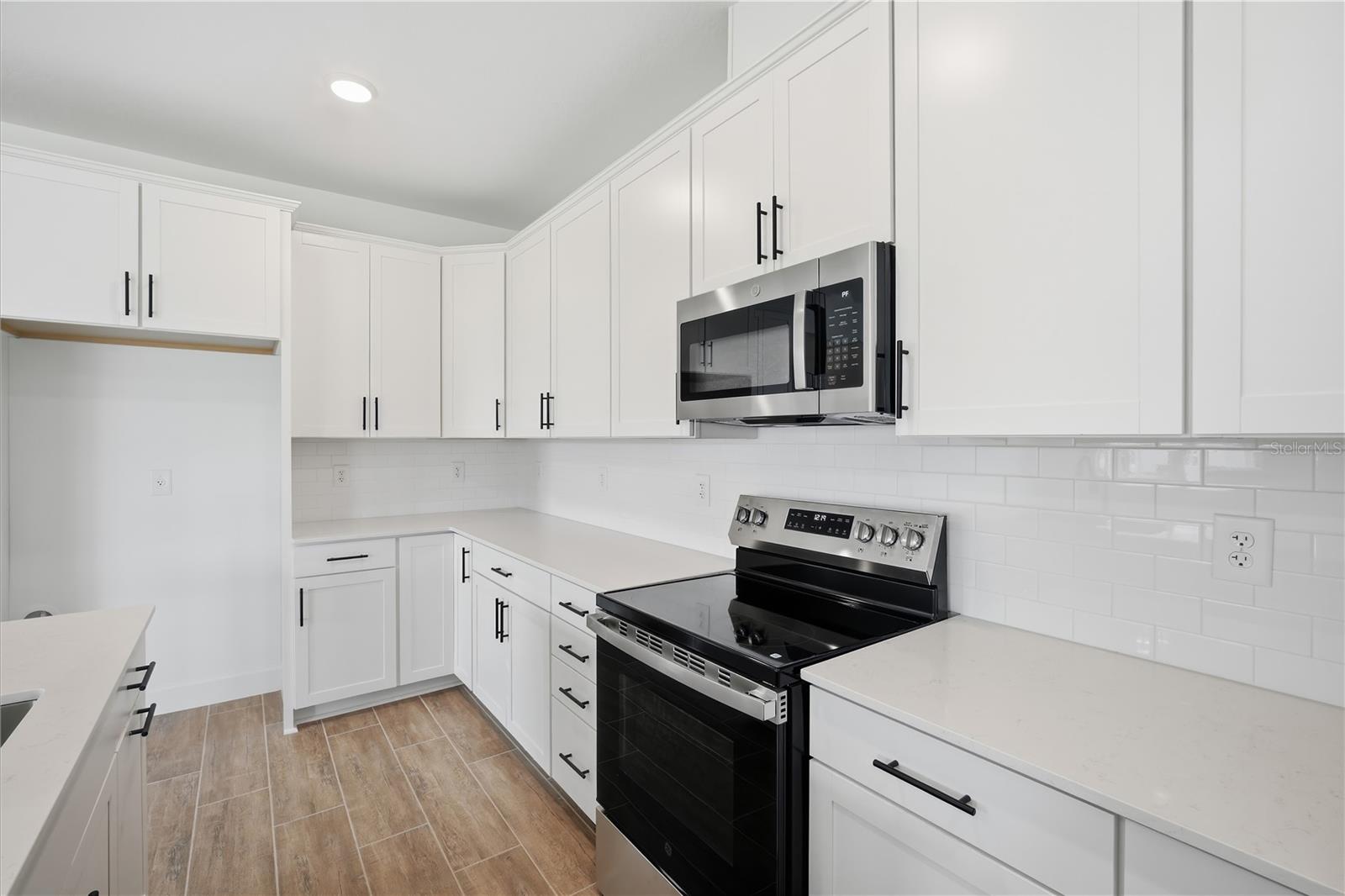 14518 BANKS CT — photo 26