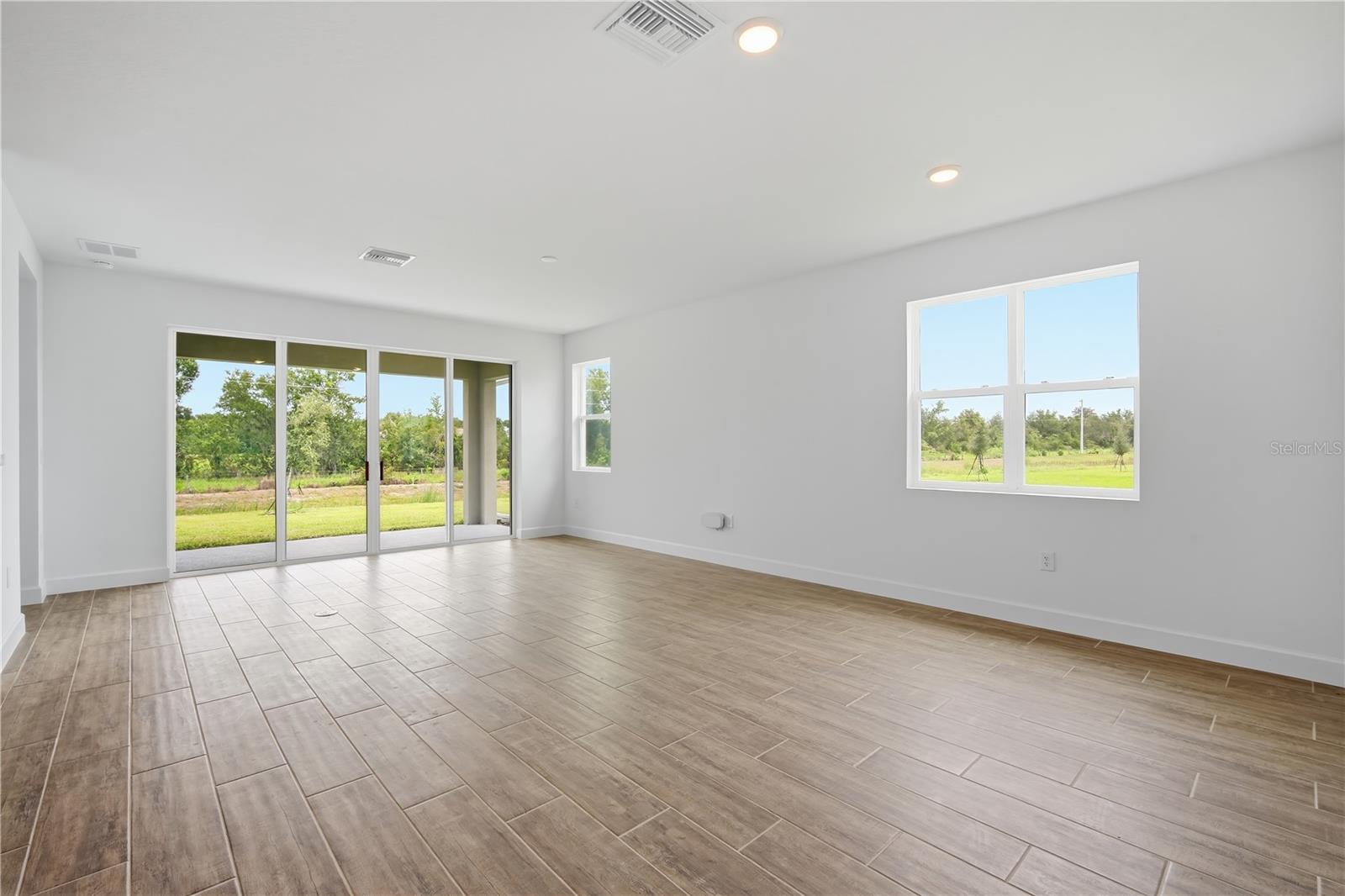 14518 BANKS CT — photo 16