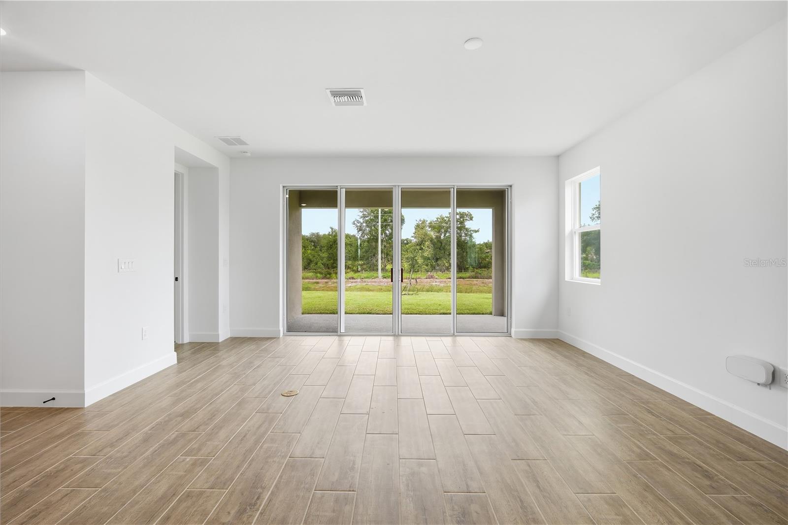 14518 BANKS CT — photo 20