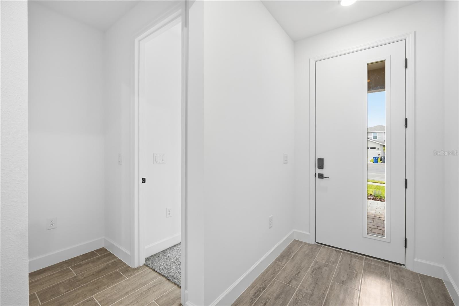 14518 BANKS CT — photo 5