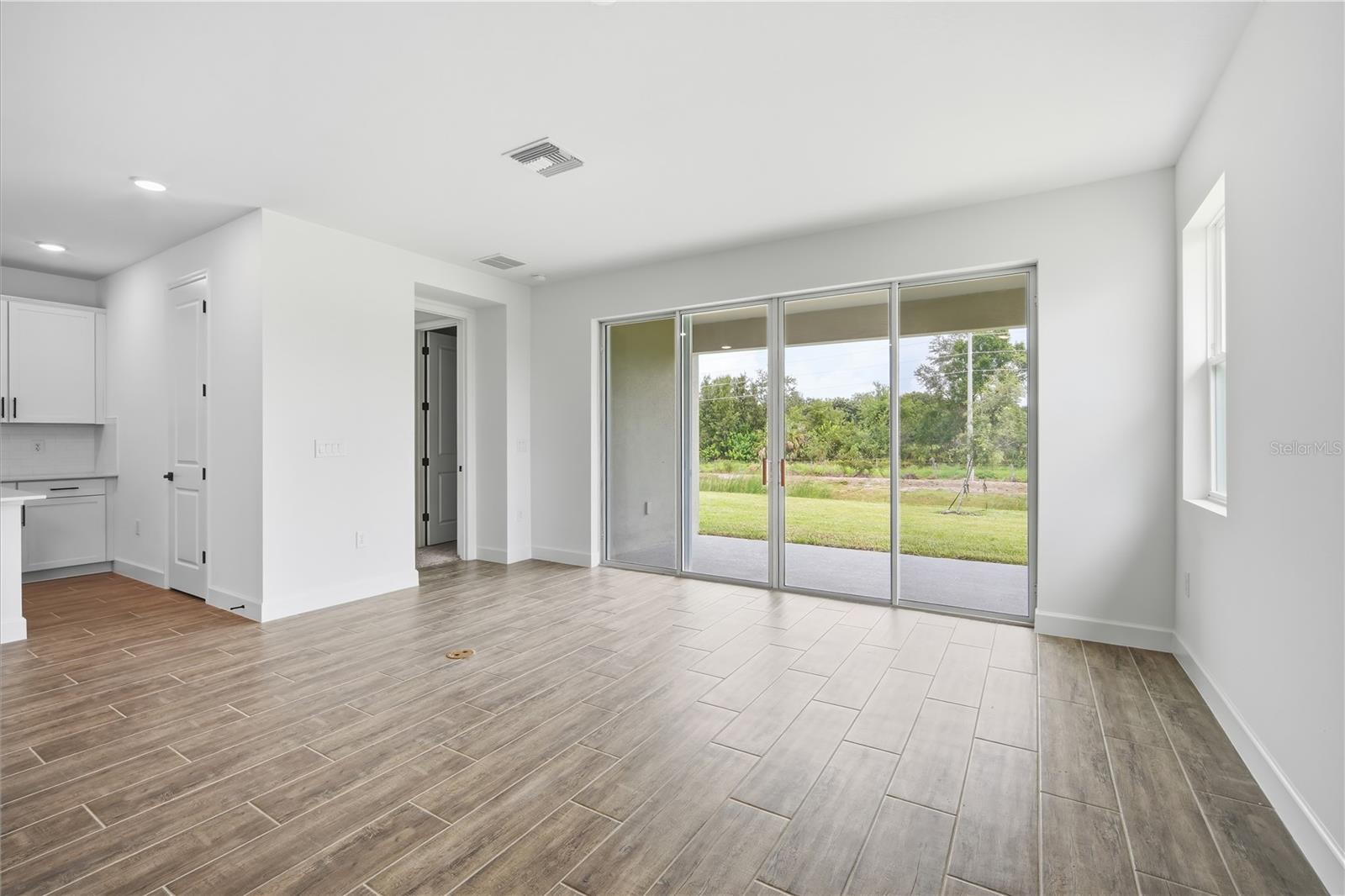 14518 BANKS CT — photo 19