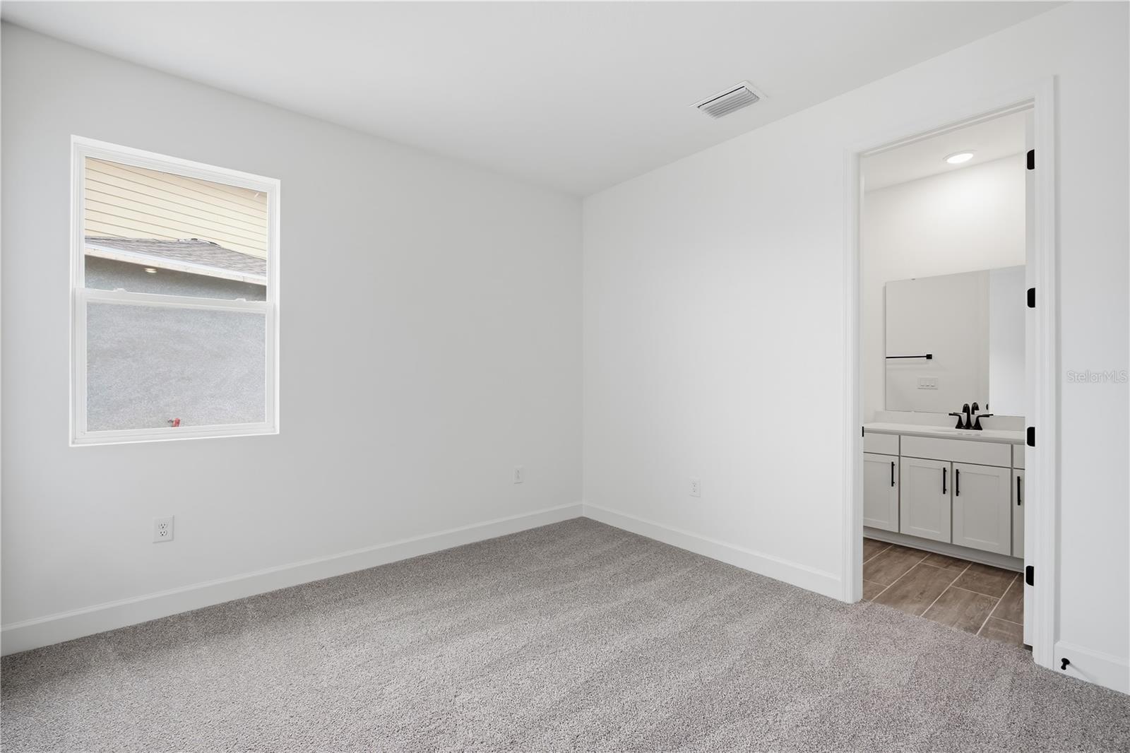 14518 BANKS CT — photo 13