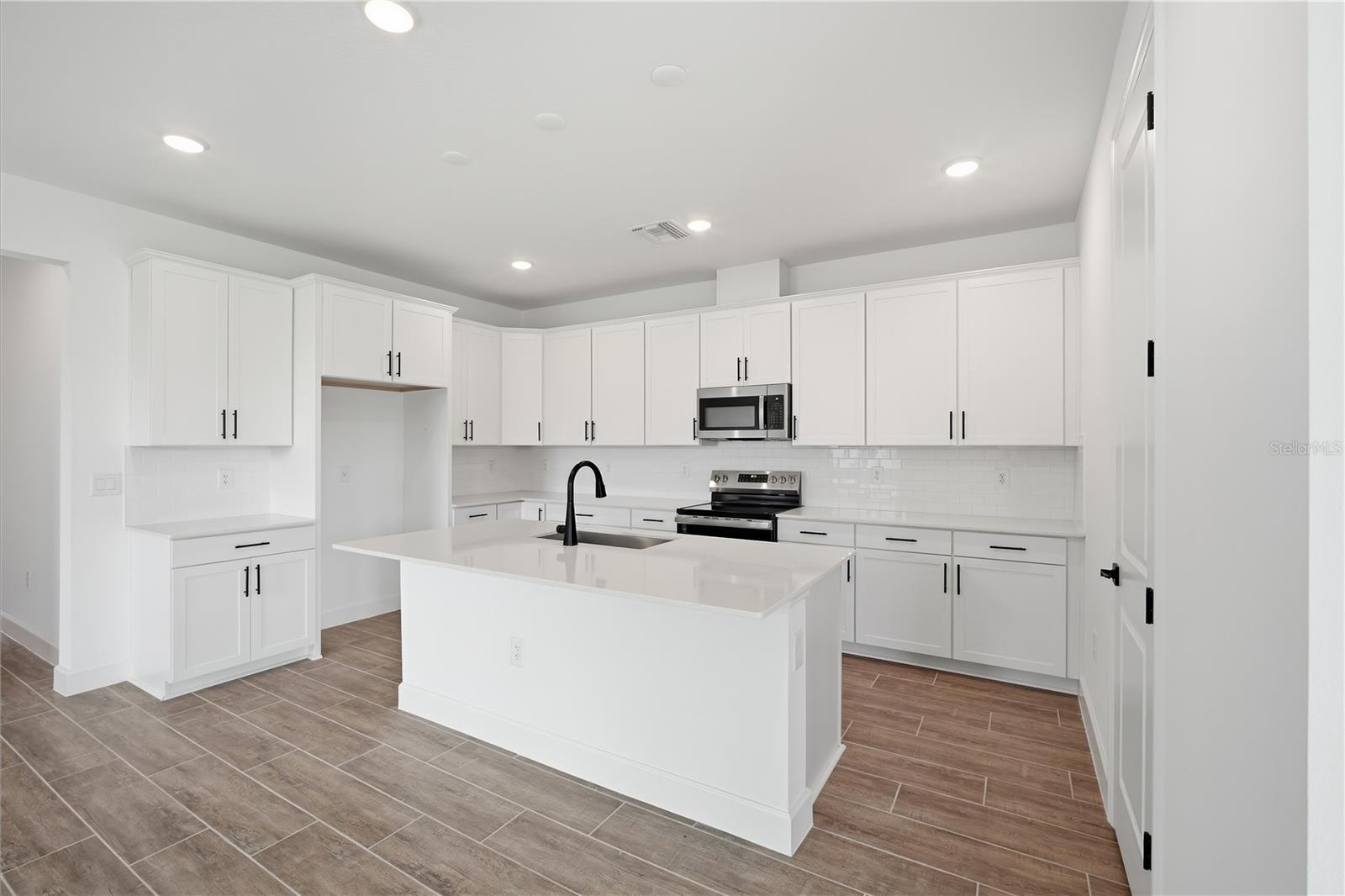 14518 BANKS CT — photo 22