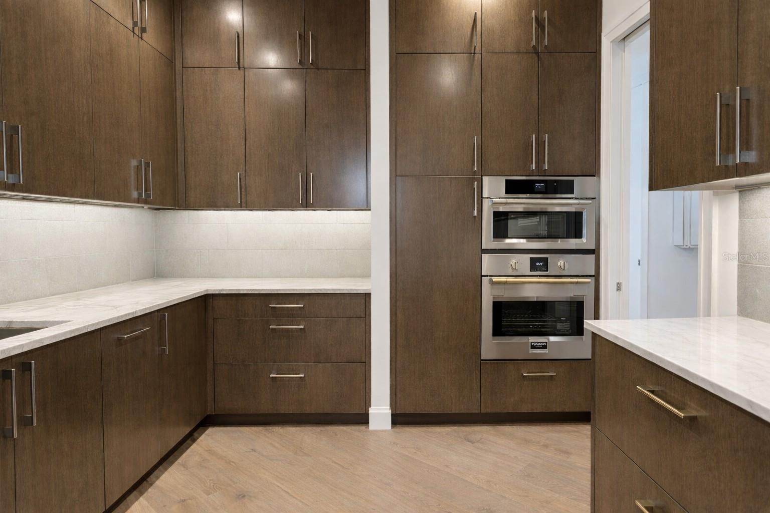 555 5TH AVE NE #PH1 — photo 17