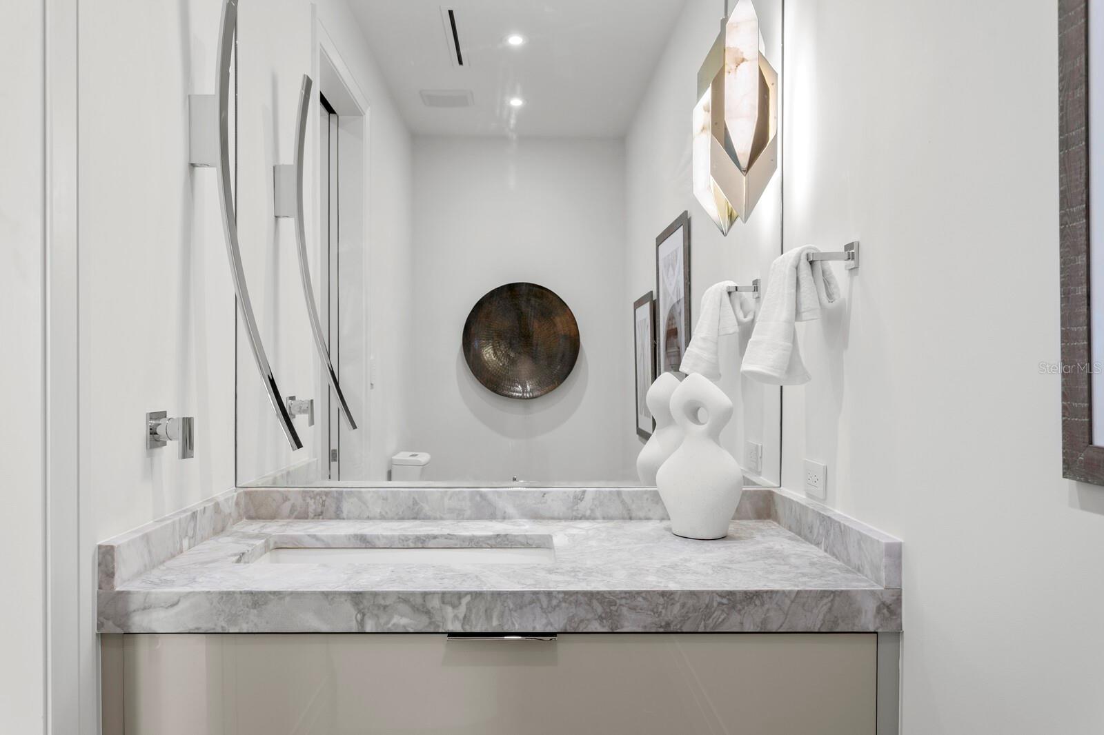 555 5TH AVE NE #PH1 — photo 42