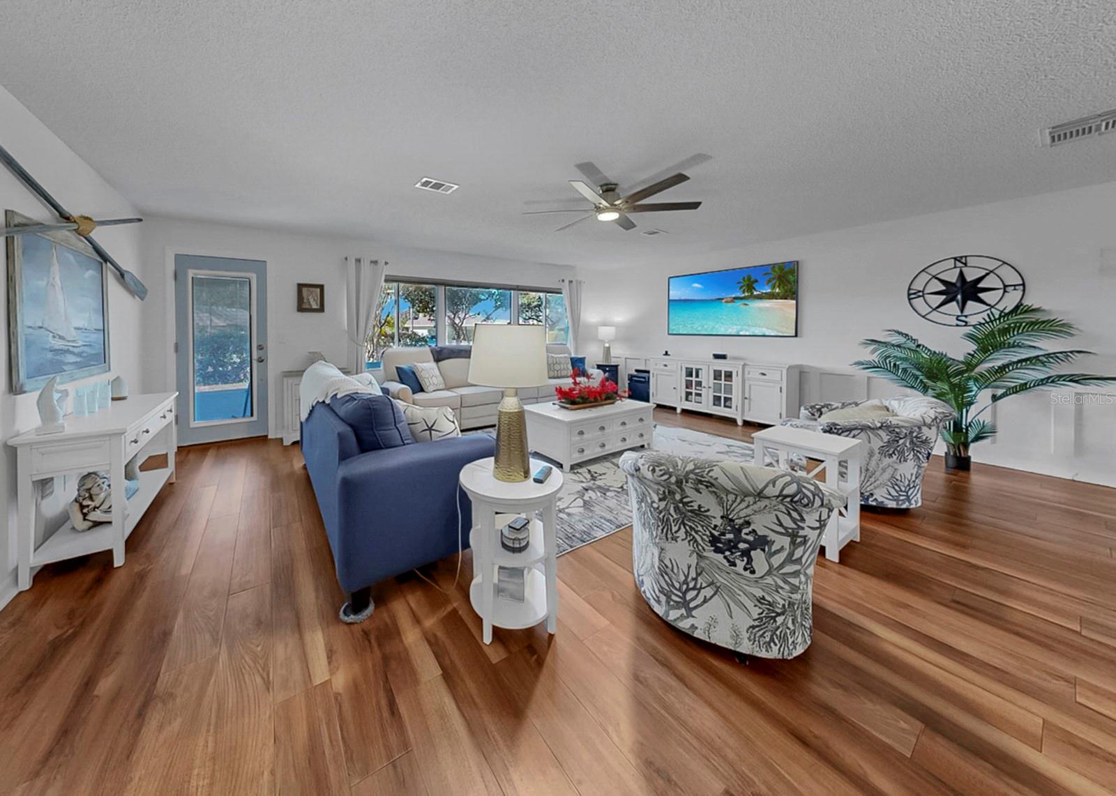 2531 LANCASTER DR — photo 37