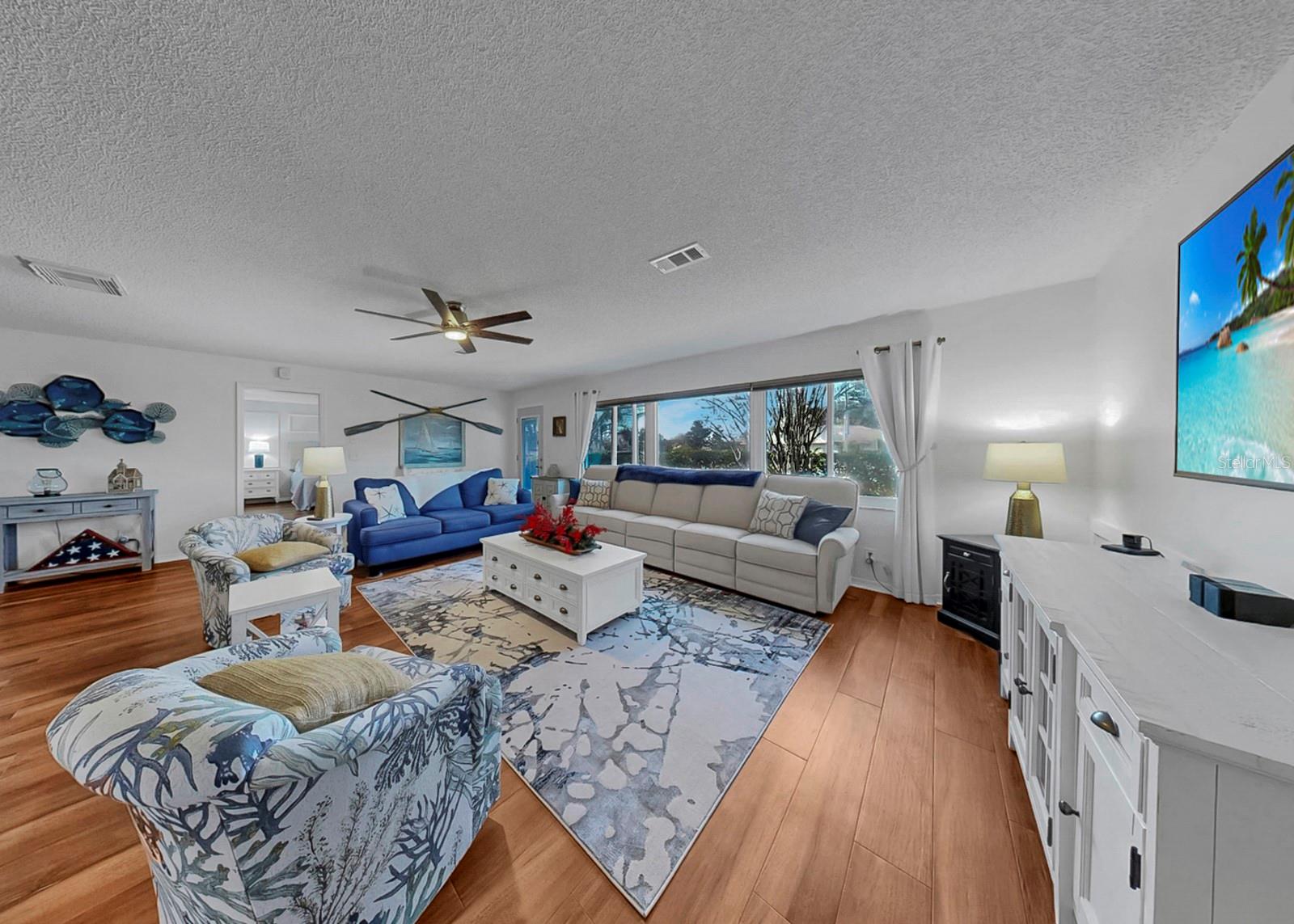 2531 LANCASTER DR — photo 13
