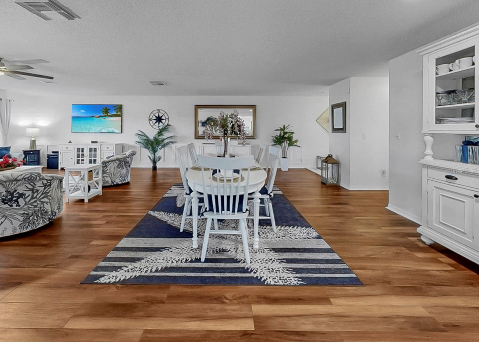 2531 LANCASTER DR — photo 34