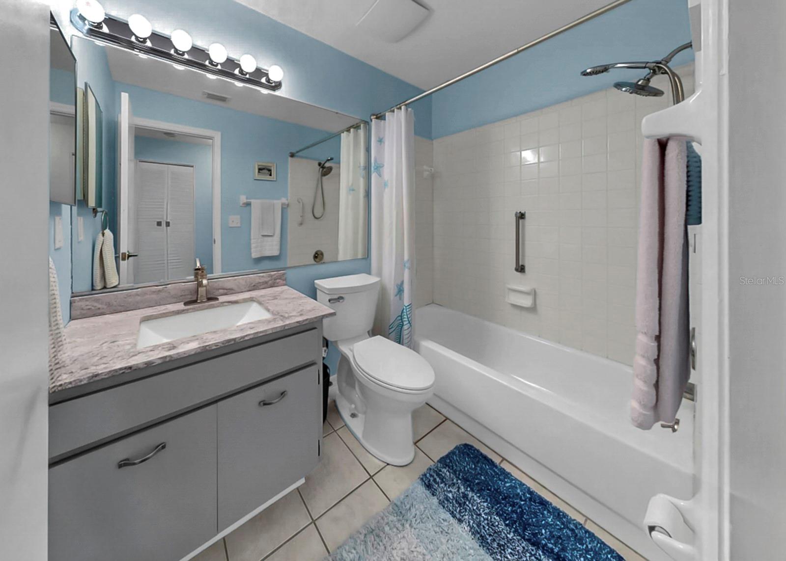 2531 LANCASTER DR — photo 33
