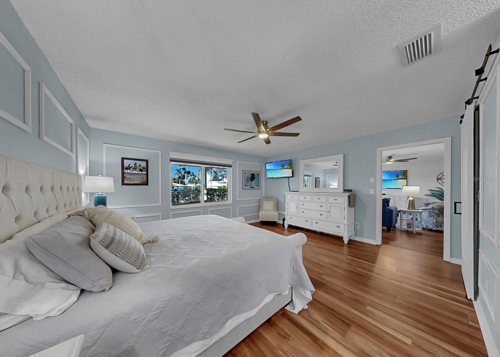 2531 LANCASTER DR — photo 28