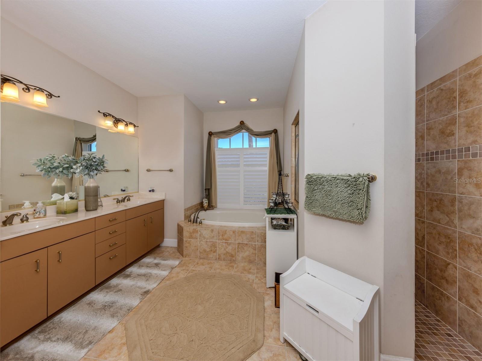 148 WADING BIRD DR — photo 21