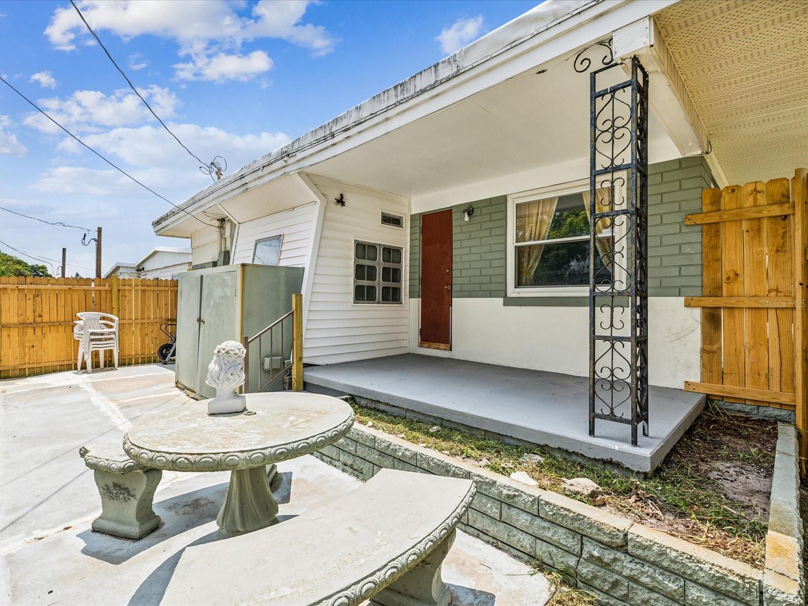 1940 SHADY COVE DR — photo 8