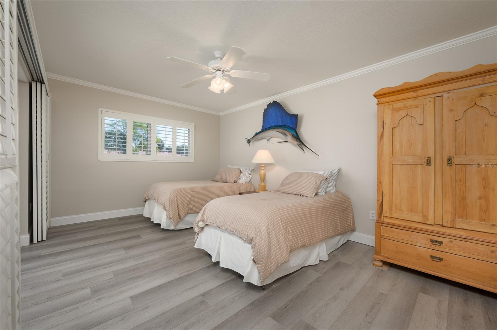 548 GUNWALE LN — photo 26