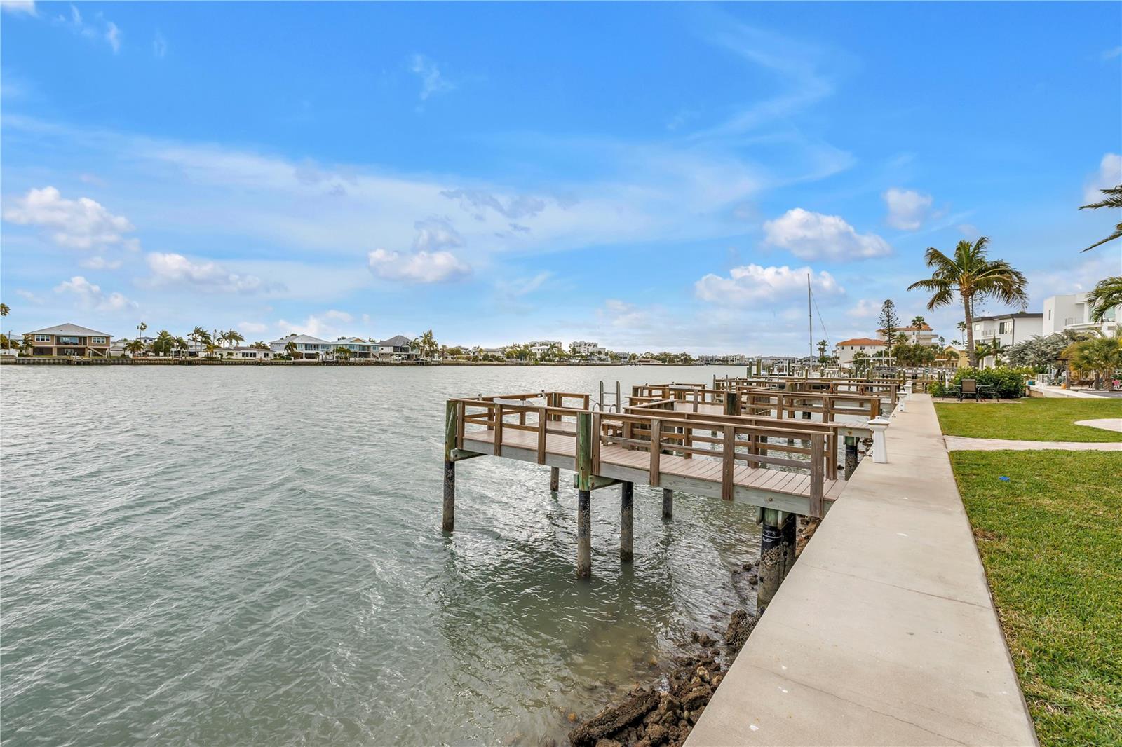 10265 GULF BLVD #B315 — photo 23
