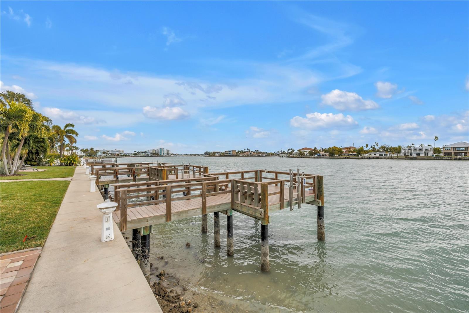 10265 GULF BLVD #B315 — photo 22