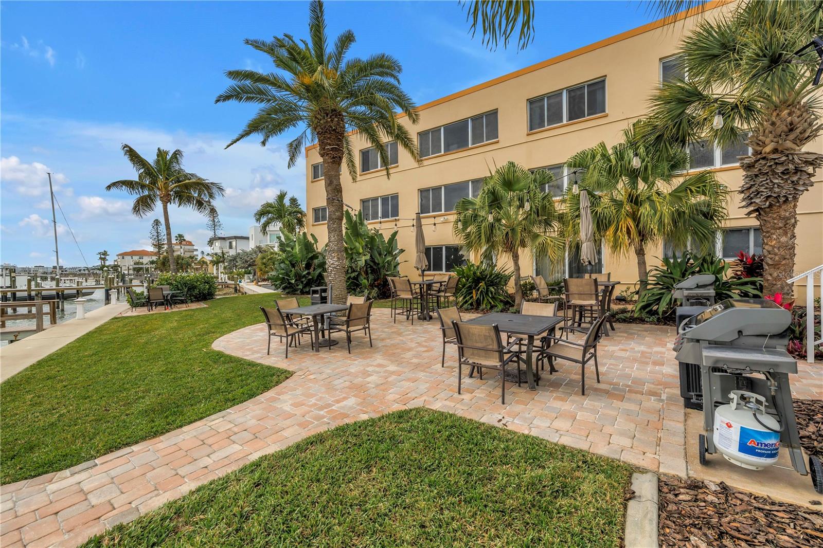 10265 GULF BLVD #B315 — photo 32