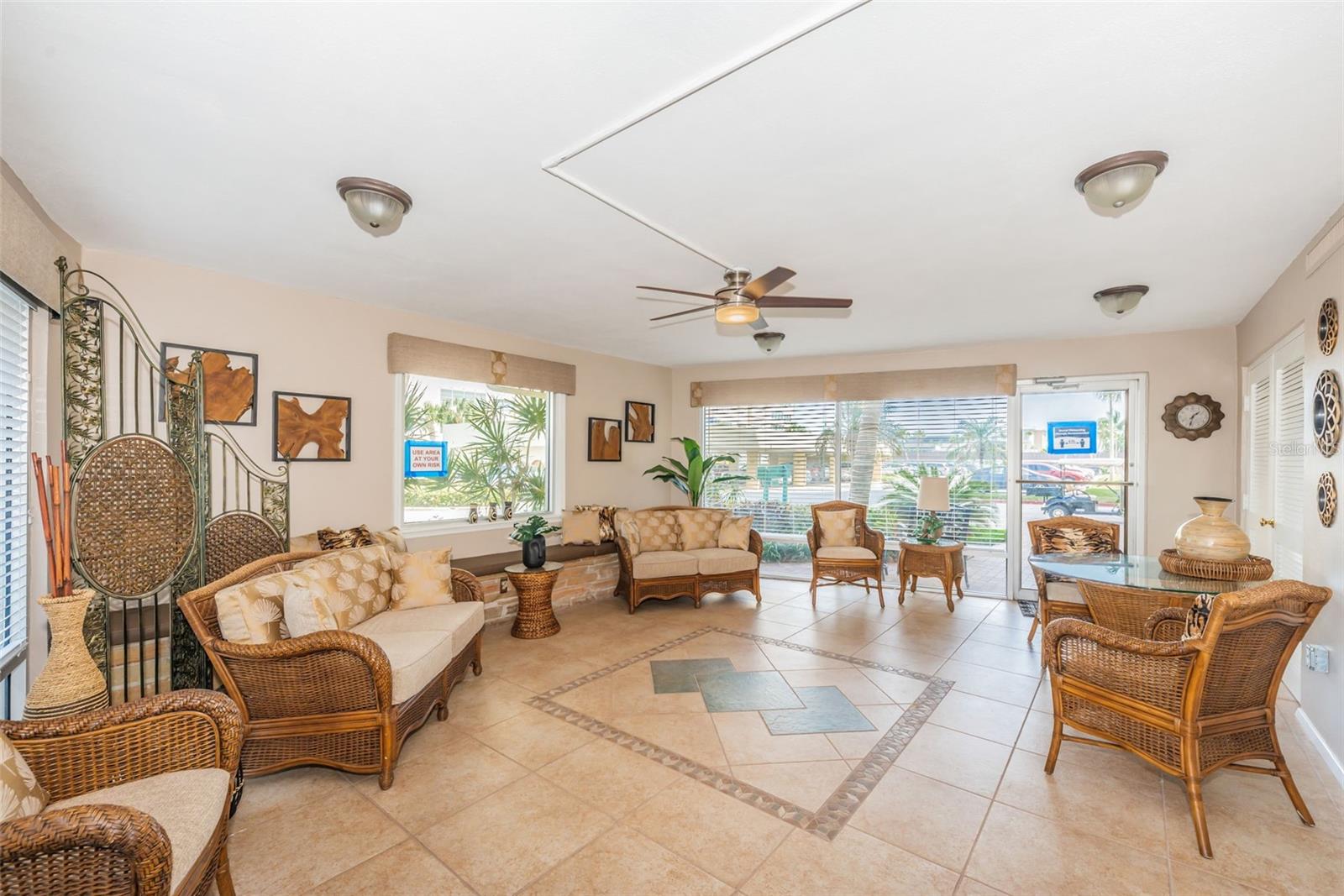 4525 COVE CIR #604 — photo 6
