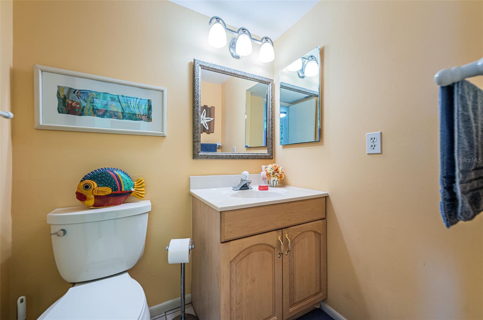 4525 COVE CIR #604 — photo 21