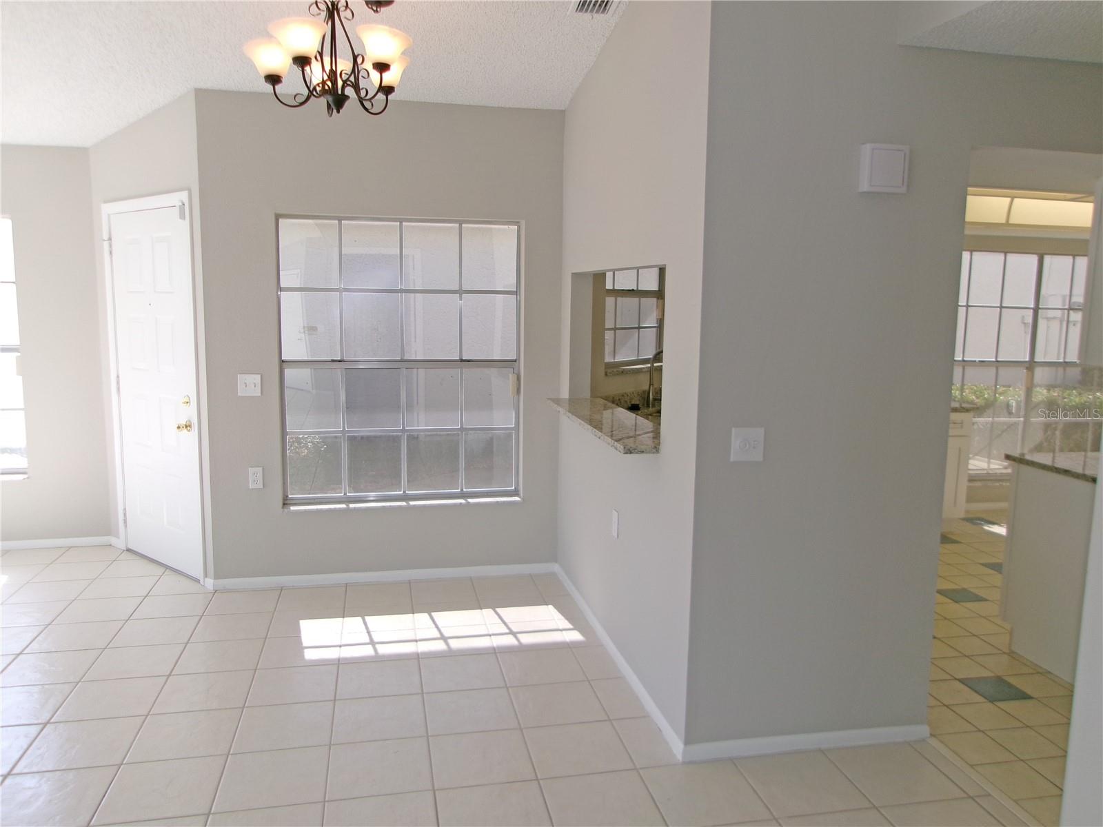 11604 VERSAILLES LN — photo 15