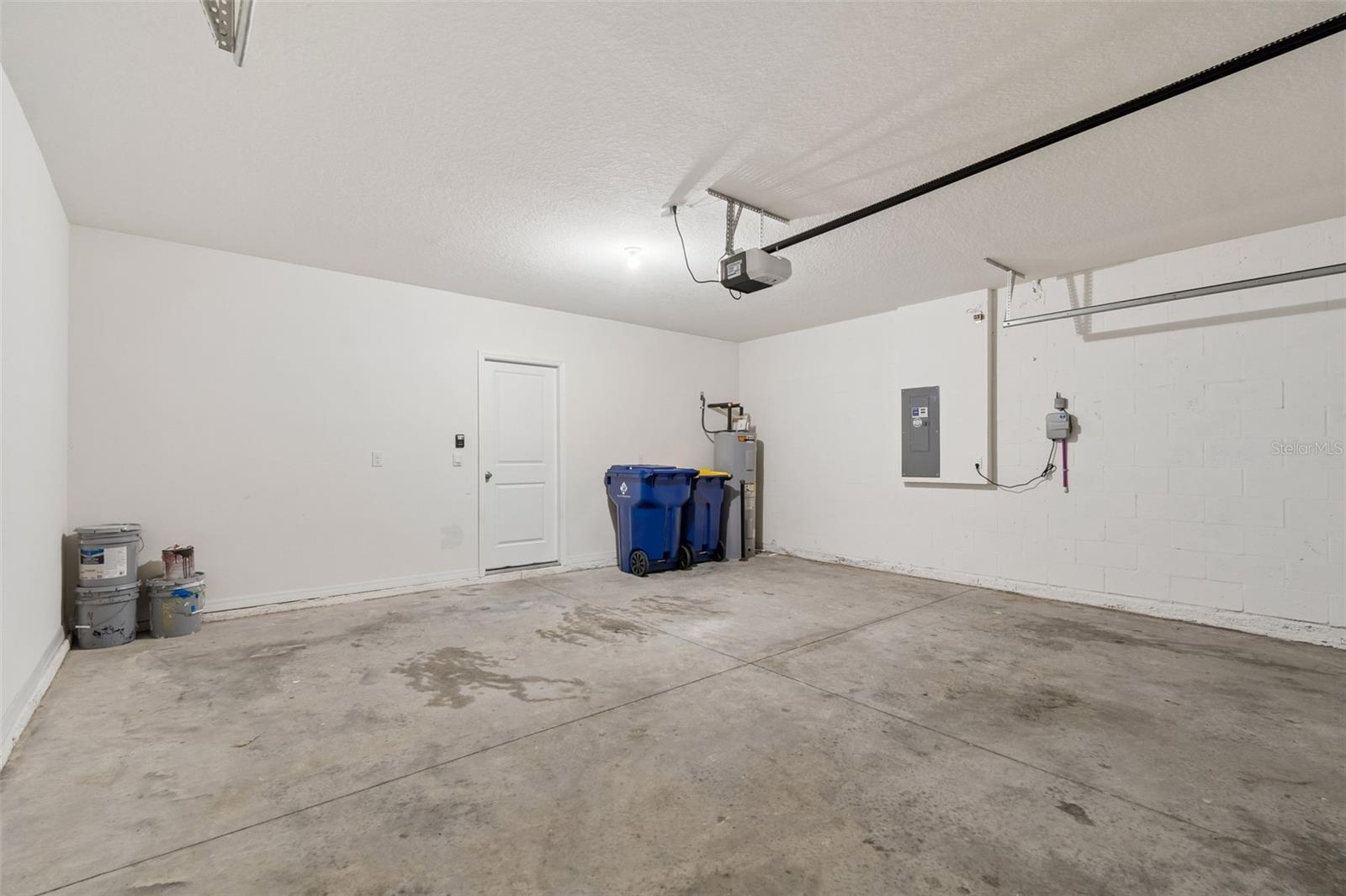 8454 ENDER HILLS DR — photo 40
