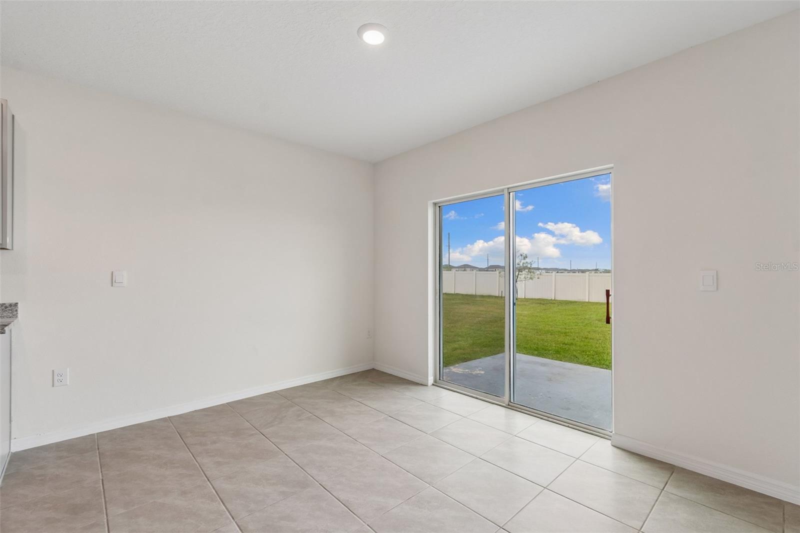 8454 ENDER HILLS DR — photo 24