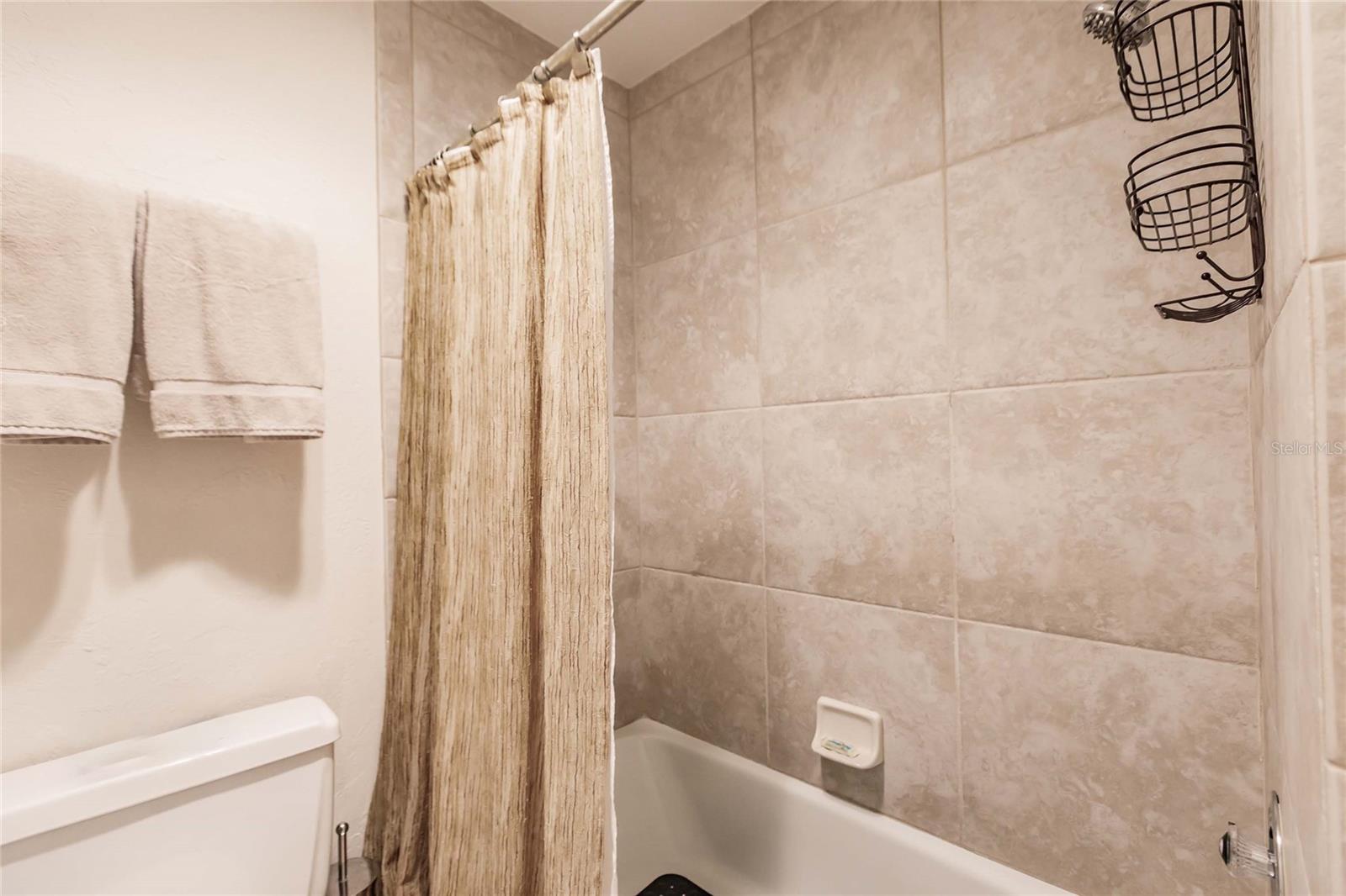 1205 E PEPPERTREE DR #232 — photo 25