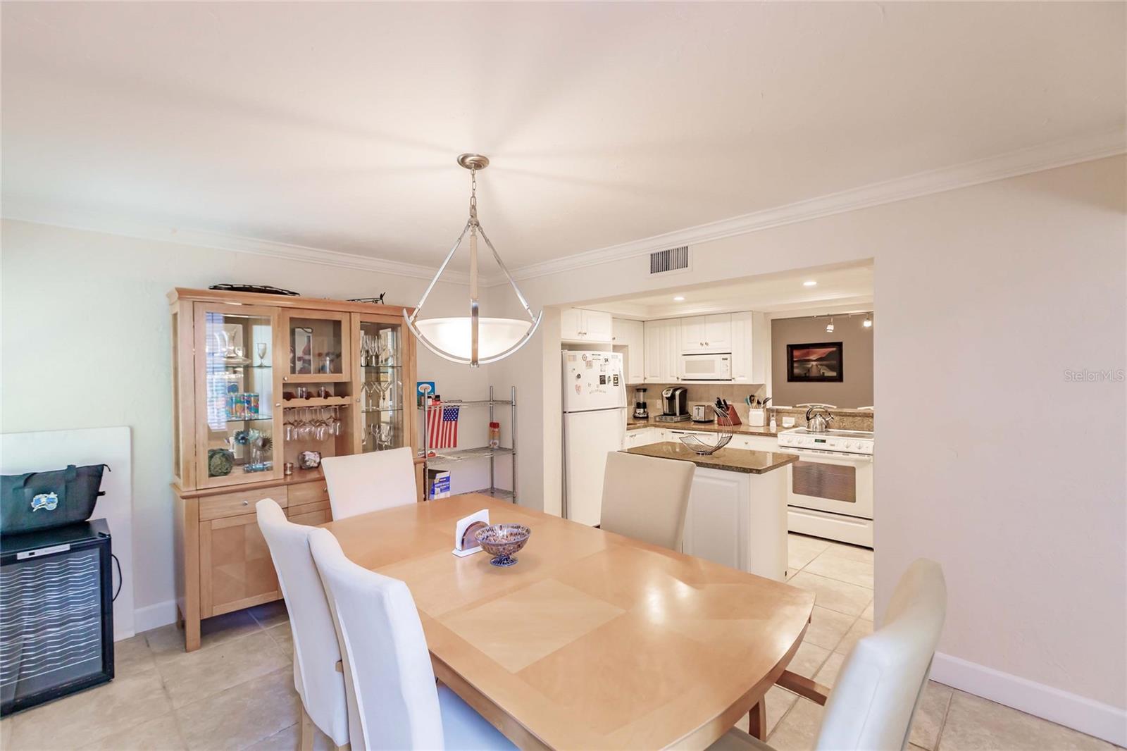 1205 E PEPPERTREE DR #232 — photo 11