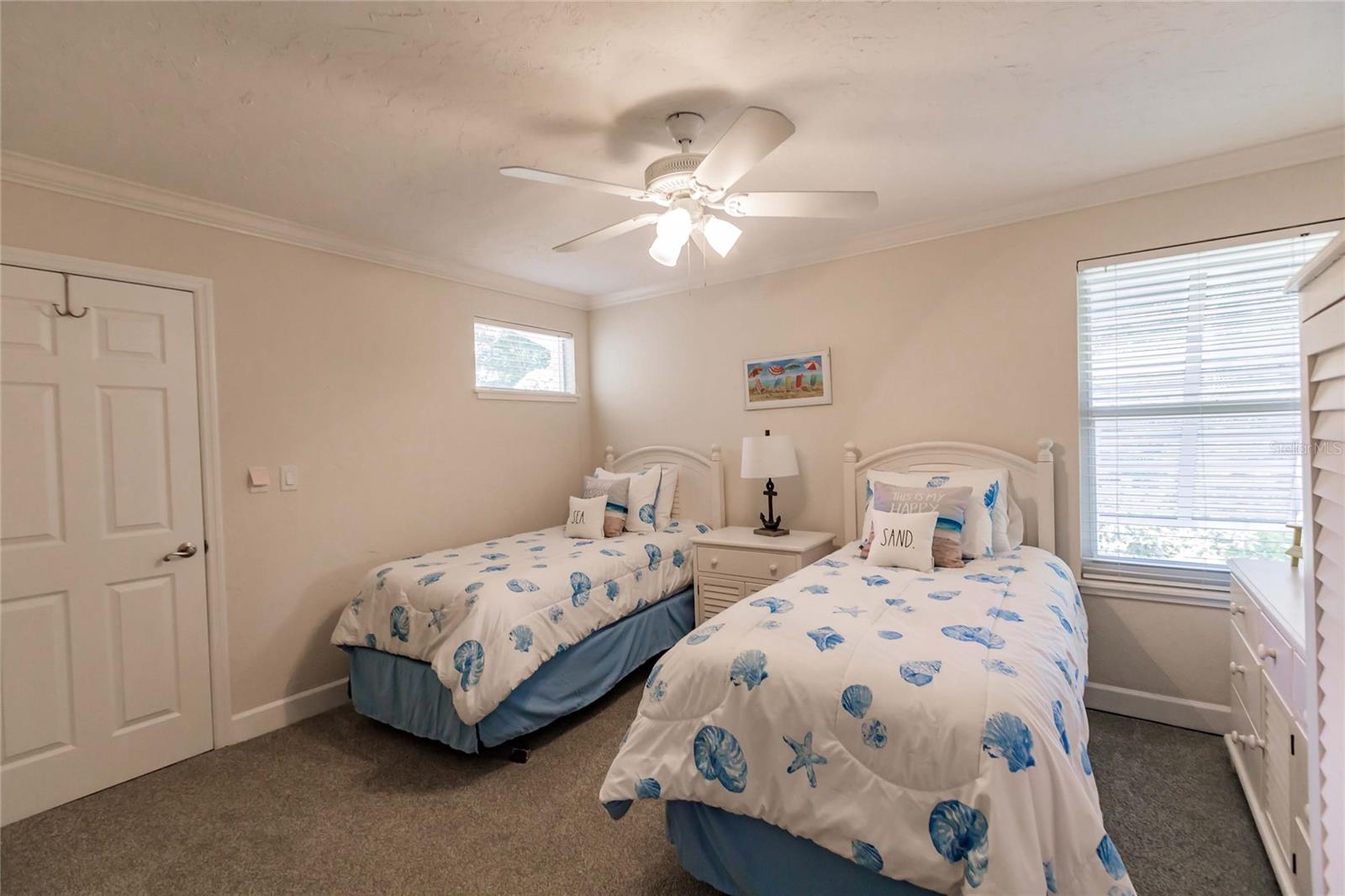 1205 E PEPPERTREE DR #232 — photo 27