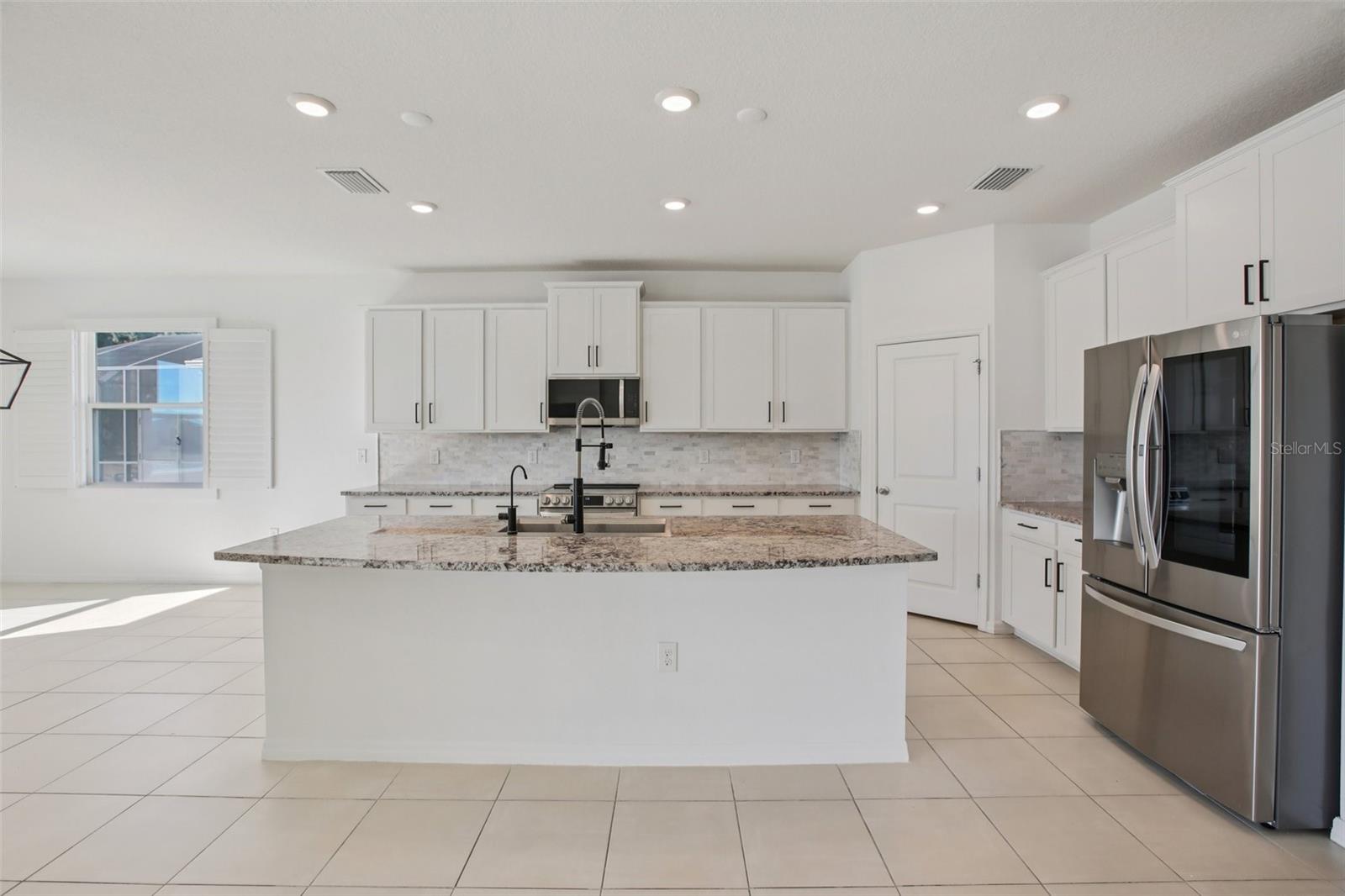 10747 LAXER CAY LOOP — photo 19