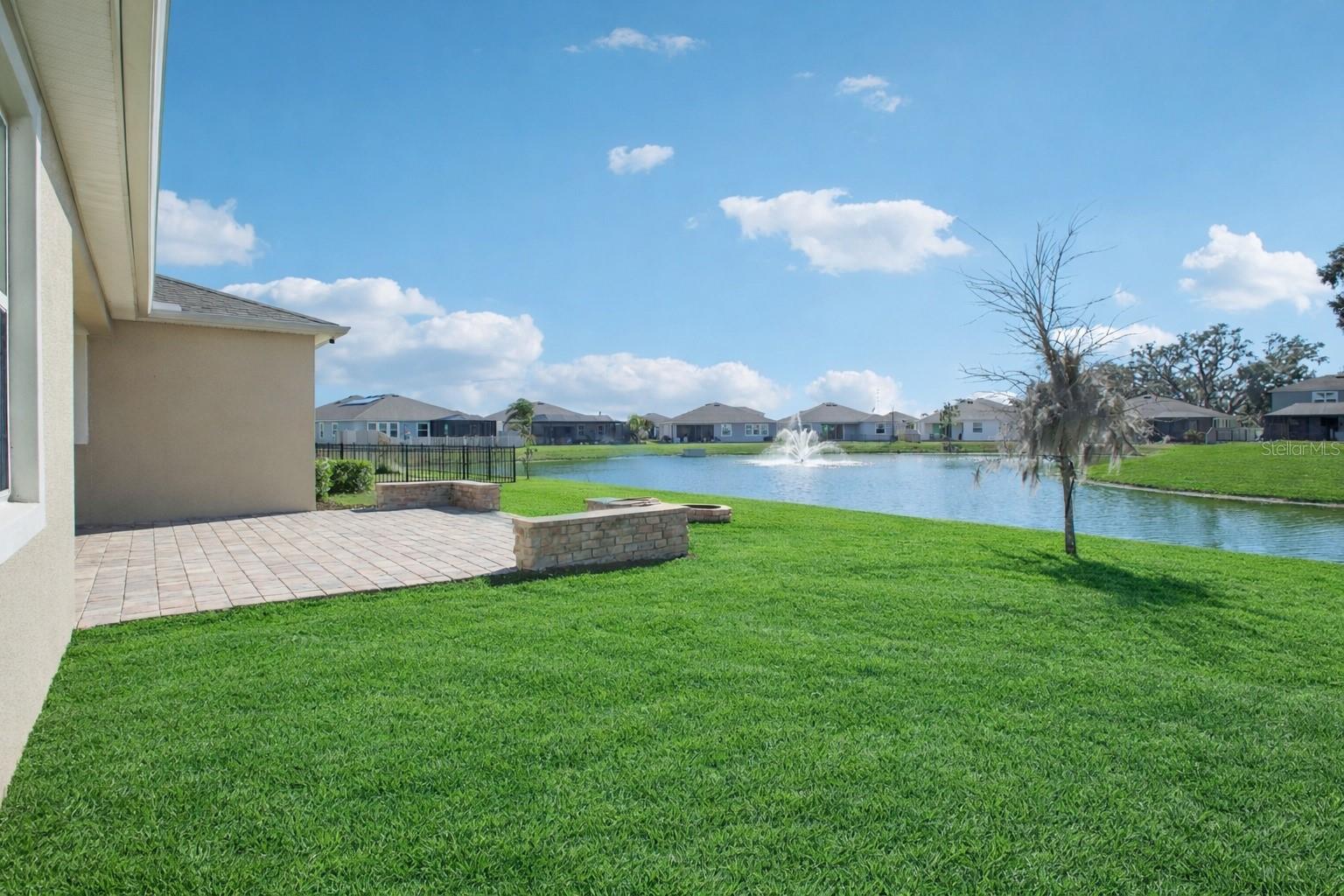 10747 LAXER CAY LOOP — photo 48