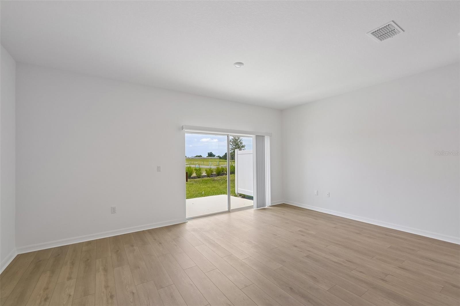 10754 ECLIPSE ST — photo 3