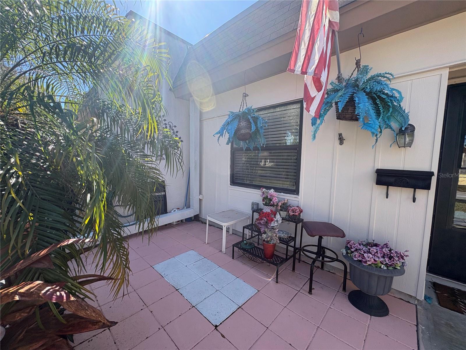 1606 FLINT DR W — photo 2